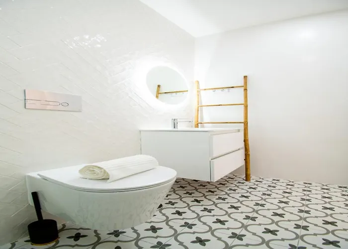 House Apartment *