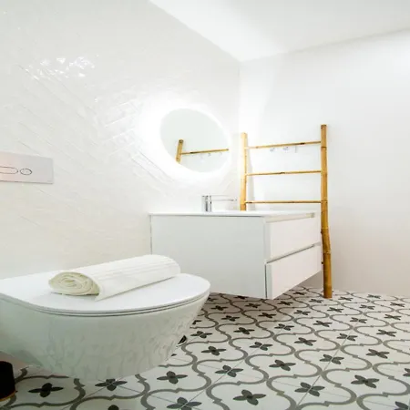 House Apartament *